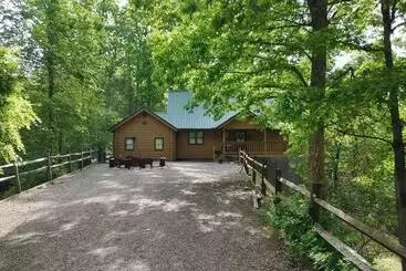 Mökkimajoitus Smoky Mountain Reins #2314