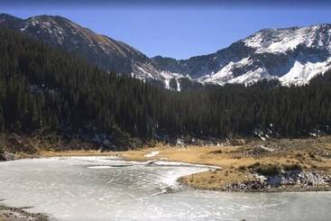 茅舍 Entire Charming Cabin With Lake And Mountain View