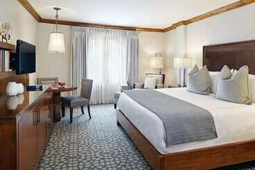 The Sebastian   Vail King Hotel Room