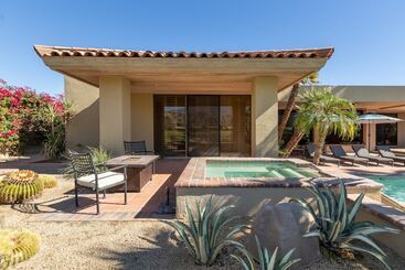 茅舍 Moonshine By Avantstay Modern & Stylish Estate W/ Bar, Fire Pit & Hot Tub 5 Bd