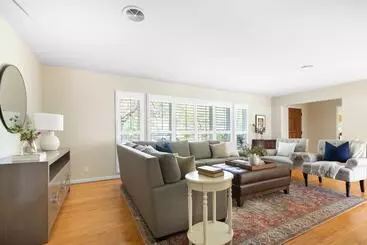 Mökkimajoitus Wildflower By Avantstay Gorgeous Wine Country Home W/ Pool, Bocce Ball Court & Huge Yard!