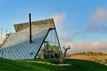 Hotelli 3 Hills Boutique