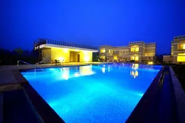 Hotelli Treehouse Achrol Niwas