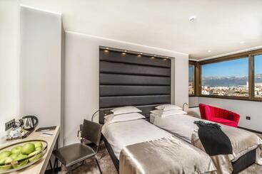 Majatalo The View Luxury Rooms