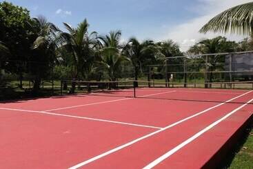 استراحتگاه Costa Azul Faro Marejada