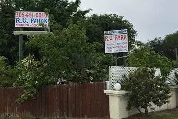 هتل آپارتمان Kings Kamp