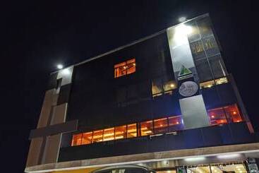 Szálloda Treebo Sky Point