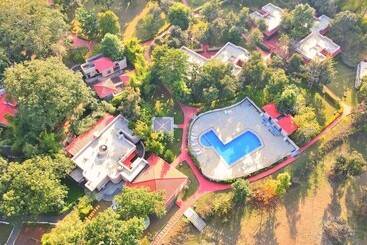 Hotel Bundela Bandhavgarh By Octave