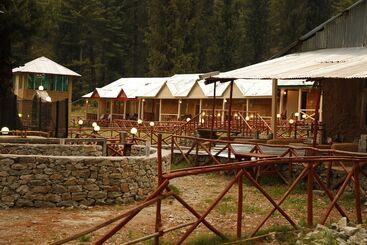 Hotel Wind Chime Baga Sarhan