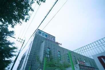 Wanju Cacao Self Checkin Motel