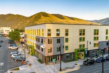 בית מלון כפרי The Wren