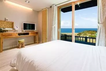 Goseong Sea&star Pension