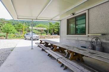 Gurye Gohyangsanjang Pension