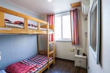 Pensión Tongyeong Gooreum Guest House