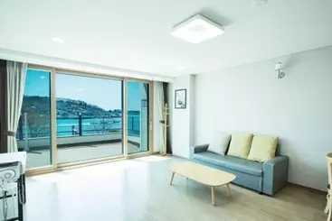 Yeosu Romance Night Sea Pension Resort