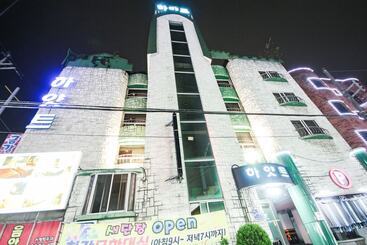 Motel Jeonju Uadong Hyatt