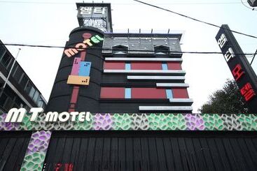 Motel Jinju Mt