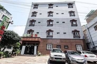 Motel Jinju Seongju