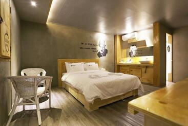 Motel Uijeonbu Illusion