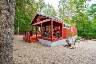 Vakantiehuisje Fish Tales Stunning Cabin Includes Wifi, Hot Tub, And Bbq By Redawning
