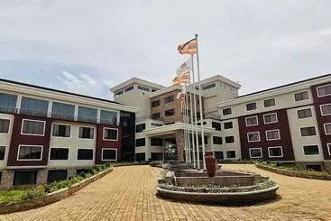 هتل Kampala Nile Resort