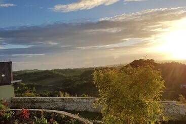 پانسیون Geddes Great House