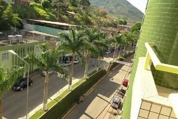 Hotel Pico Da Bandeira