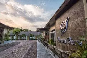 Seasons Hotel Sablayan