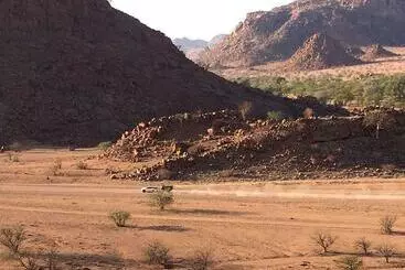 Retkeilymaja Twyfelfontein Tented Camp