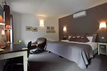 בית מלון כפרי Restaurant Du Parc En Bord De Rivière