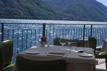 ホテル Villa Belvedere Como Lake Relais