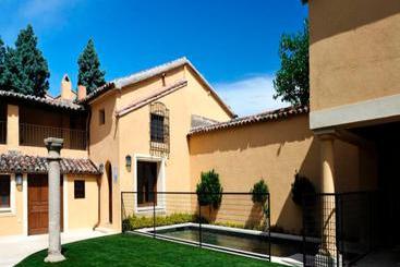 Отель Villa Cornelius