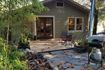 China Creek Cottages