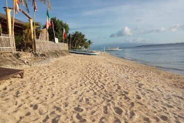 Hotell Nipa Hauz Resort
