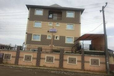 هتل Bucker S Palace