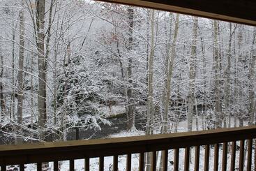 コテージ Rippling River Resort