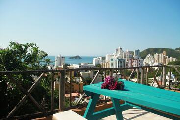 בית מלון כפרי Bunsizanisi