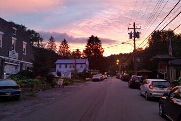 בית מלון כפרי The Wheelhouse Inn