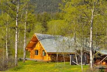 Chilko Lake Lodge