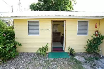 استراحتگاه Green Castle Estate