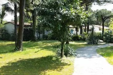 リゾートホテル Campground Holiday Center Valdor