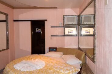 בית מלון כפרי Love Story