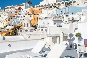 アパートホテル Archontiko Santorini