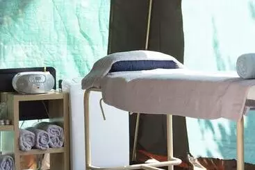 فندق Honeyguide Ranger Camp