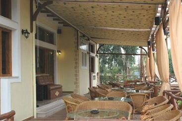 公寓式酒店 Castle View Studios