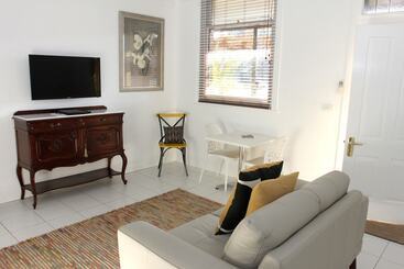 游客公寓 Cocknbull Boutique