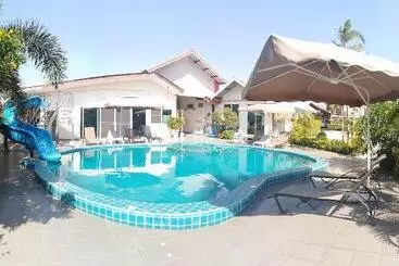 ホテル Baan Kaew Ruen Kwan