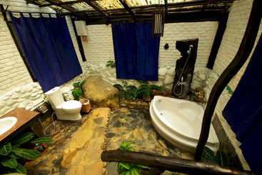 Szálloda Tharnthong Lodges