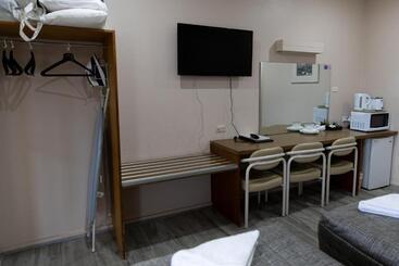 Мотель Garden Motor Inn