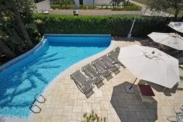 Pension (Hôtel basse catégorie) Residence Ara Inn